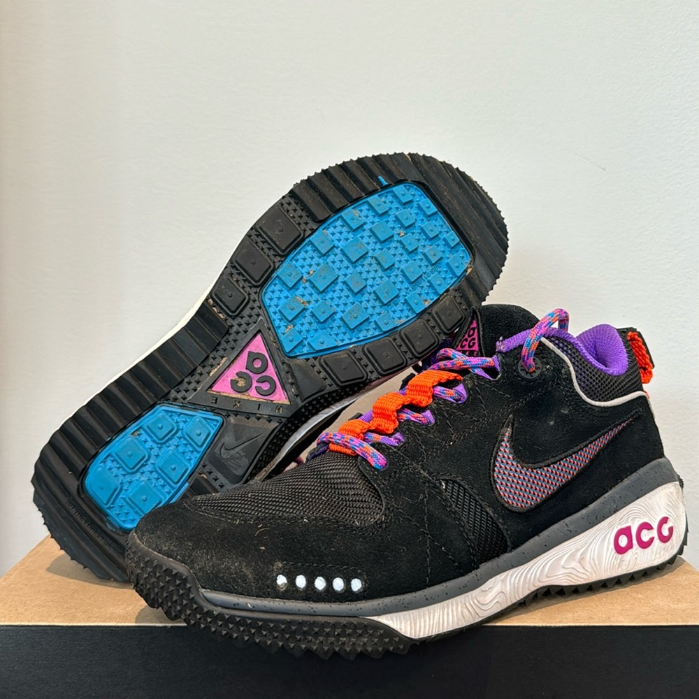 Used Men’s Nike ACG Dog Mountain Size 7